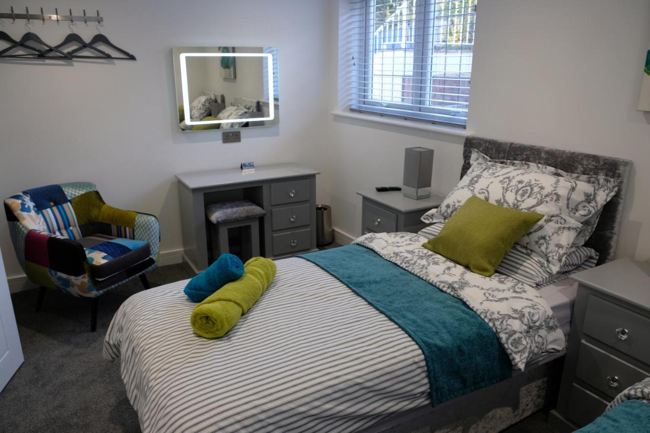 Rosemary House Brs Airport Accommodation Winford Eksteriør bilde