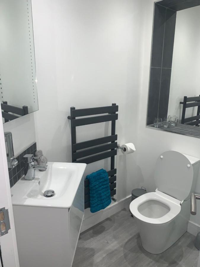 Rosemary House Brs Airport Accommodation Winford Eksteriør bilde
